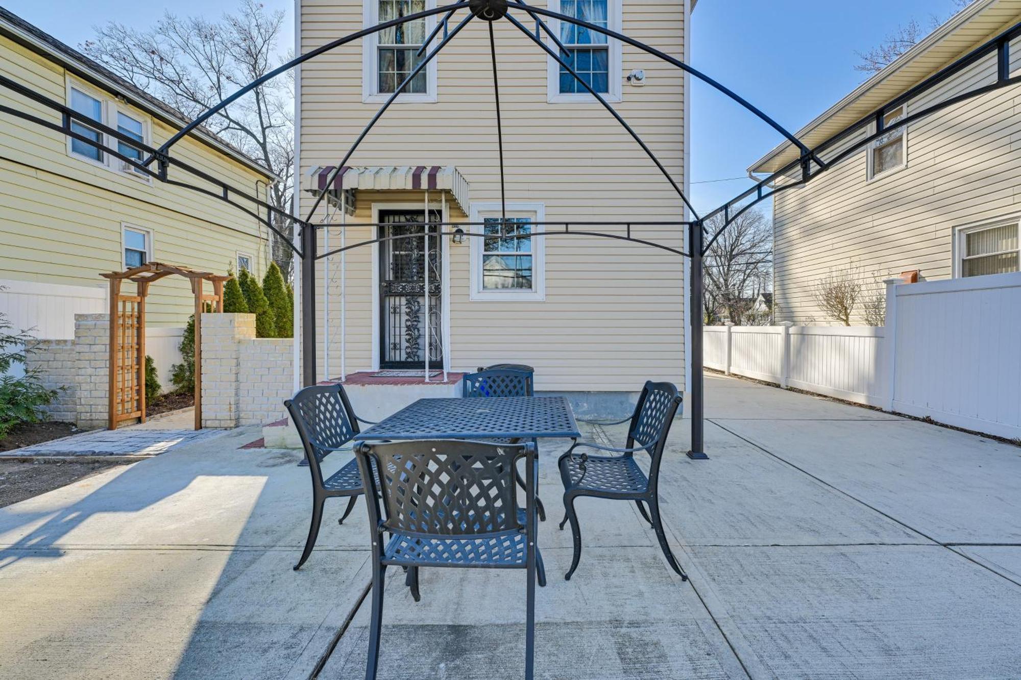 Charming Valley Stream Home 24 Mi To Central Park 外观 照片
