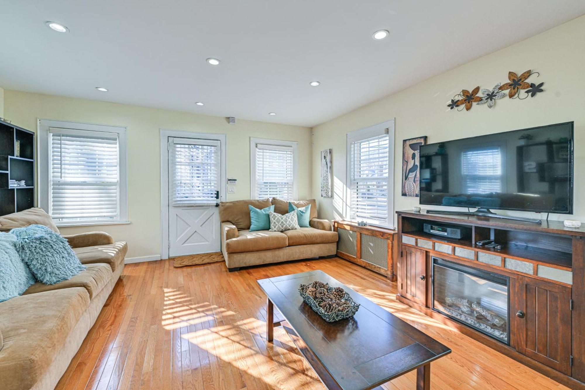 Charming Valley Stream Home 24 Mi To Central Park 外观 照片