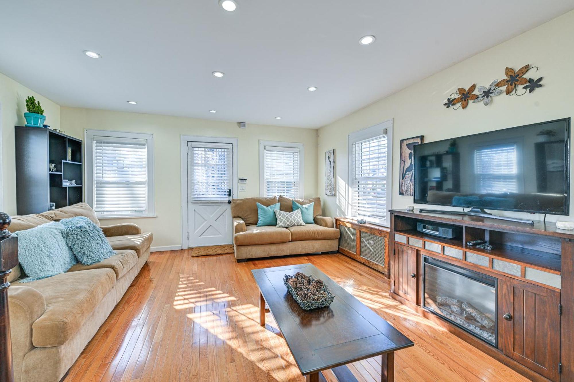Charming Valley Stream Home 24 Mi To Central Park 外观 照片