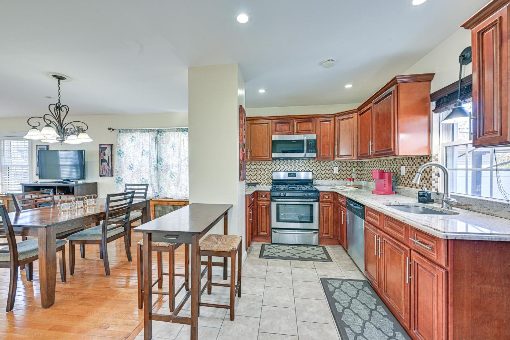 Charming Valley Stream Home 24 Mi To Central Park 外观 照片