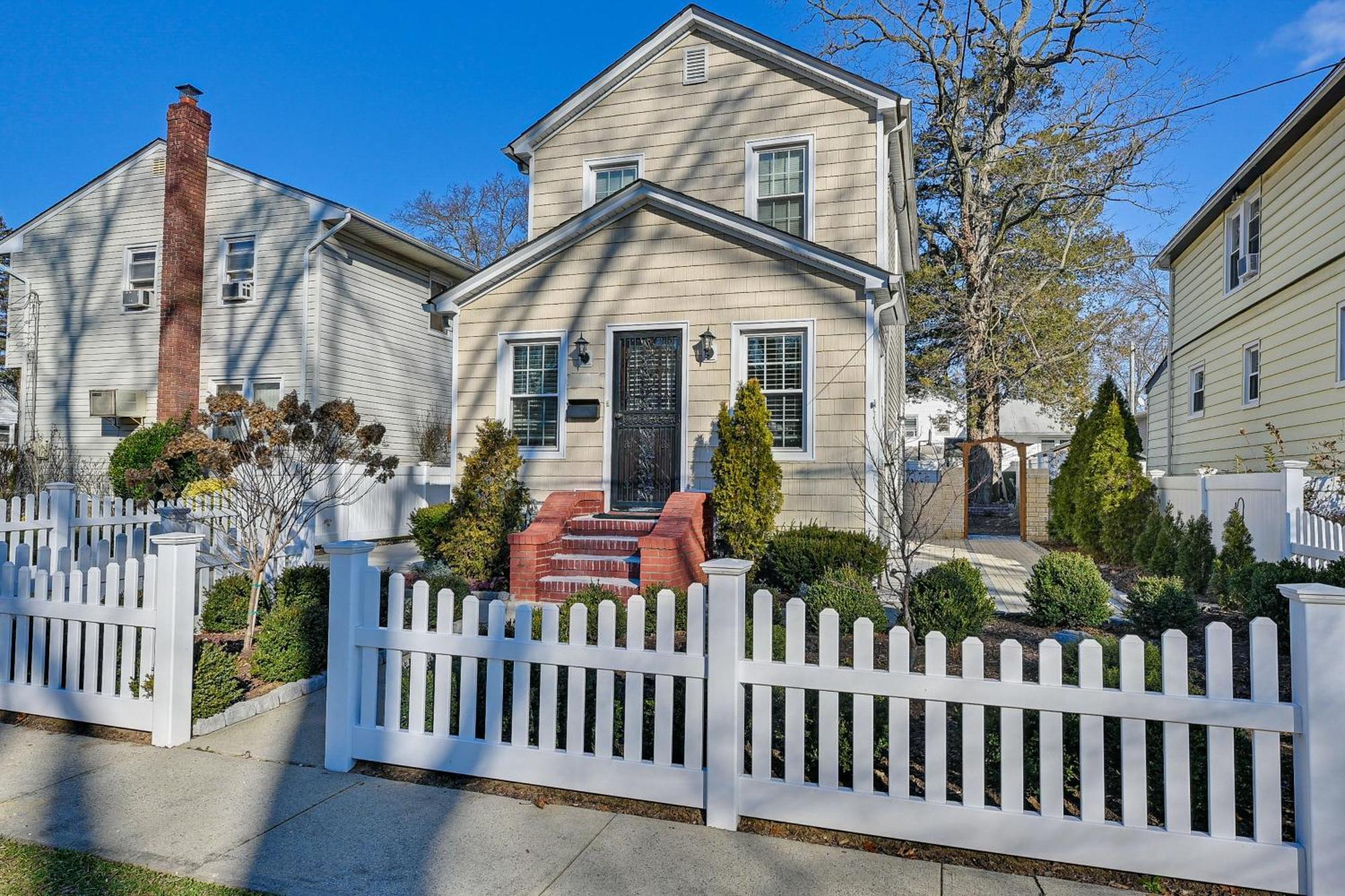 Charming Valley Stream Home 24 Mi To Central Park 外观 照片